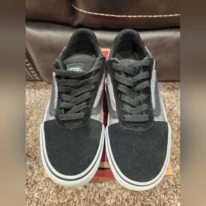 Vans Ward Deluxe Black Sneakers